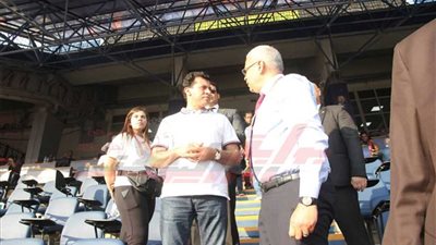 خاص.. أشرف صبحي: اللجنة المنظمة تبذل جهدًا كبيرًا والمنتخب به إيجابيات