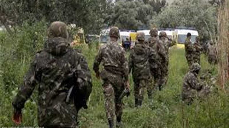 الجيش الجزائري يعتقل