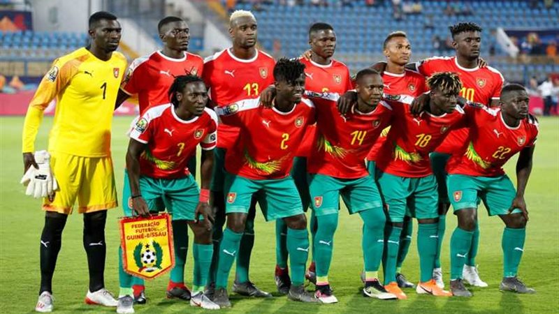 تعادل سلبي بين بنين