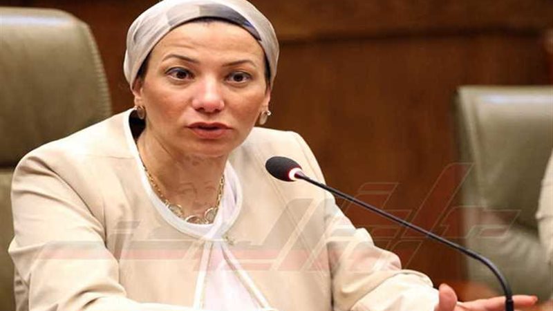 مصر وإنجلترا تقودان