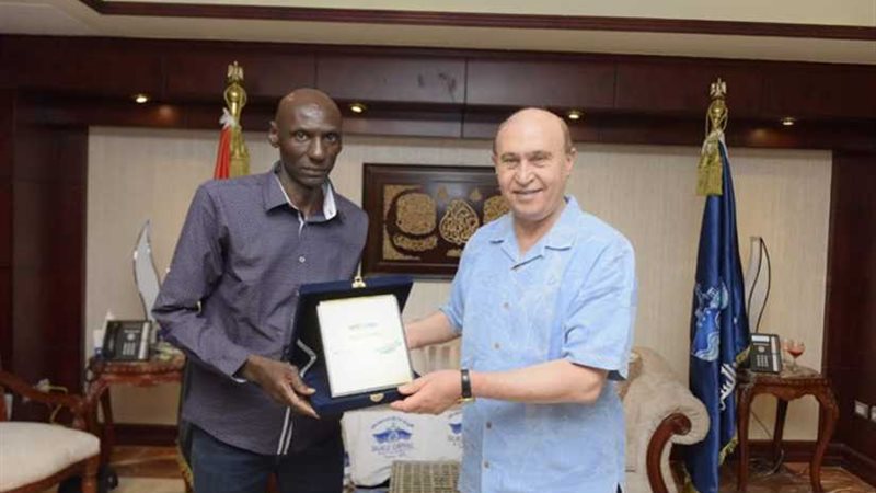 مميش يعرض الفرص الاستثمارية