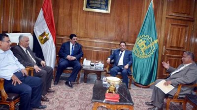 القليوبية تبحث إعادة تشغيل مستشفى أول مايو ببنها