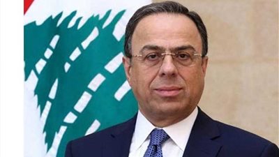 وزير الاقتصاد اللبناني يؤكد أهمية تنفيذ الإصلاح لمعالجة العجز المالي والتجاري