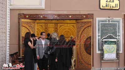 عزاء الفنان عزت أبو عوف بمسجد الشرطة