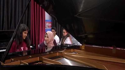 شاهد.. بعد سنوات من الحروب.. نجاة أكبر بيانو في غزة