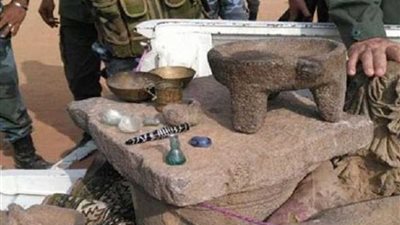 محاولة تهريب آثار تقود أستاذًا جامعيًا للمحاكمة‎