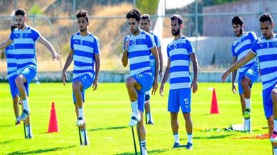 تدريبات بدنية مكثفة للاعبي الزمالك في المران المسائي