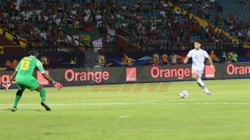 الجزائر تكتسح تنزانيا