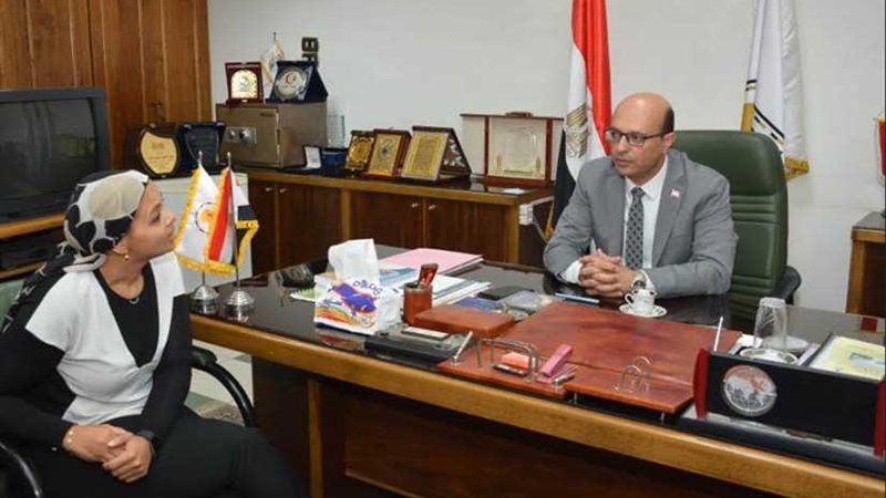 منح دراسية لتمويل