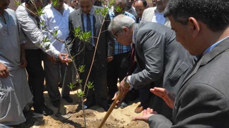 محافظ المنيا ورئيس