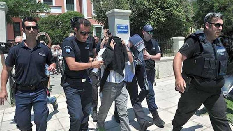 القبض على ١٢٢ عسكريًا