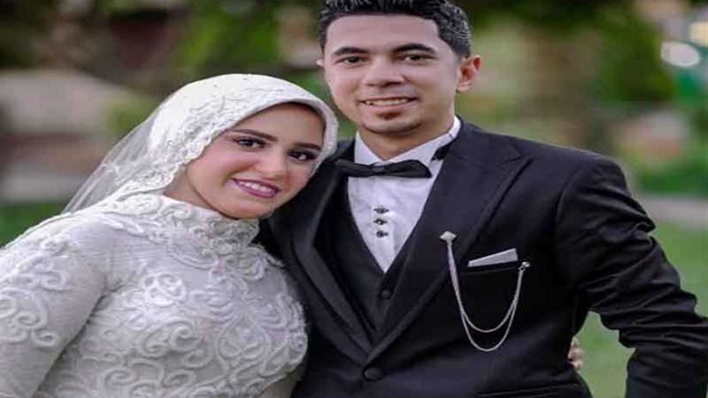 الوصيف وسارة يحتفلان