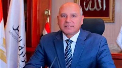 وزير النقل يتابع تنفيذ عقد توريد 1300 عربة سكة حديد جديدة مع تحالف 