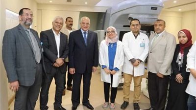 محافظ الجيزة يزور مستشفى بهية لاكتشاف سرطان الثدي