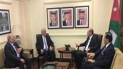 وزير الخارجية الأردني يلتقي أمين سر اللجنة التنفيذية في منظمة التحرير الفلسطينية