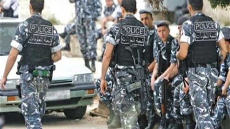 إضراب بعض أفراد الشرطة