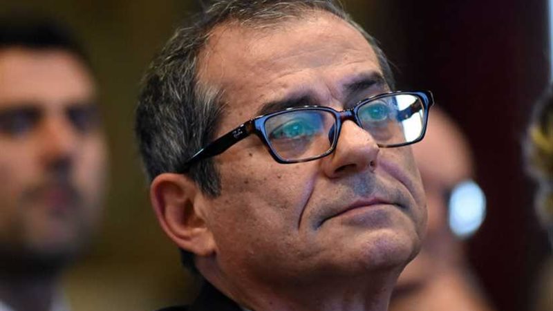 وزير الاقتصاد الإيطالي: