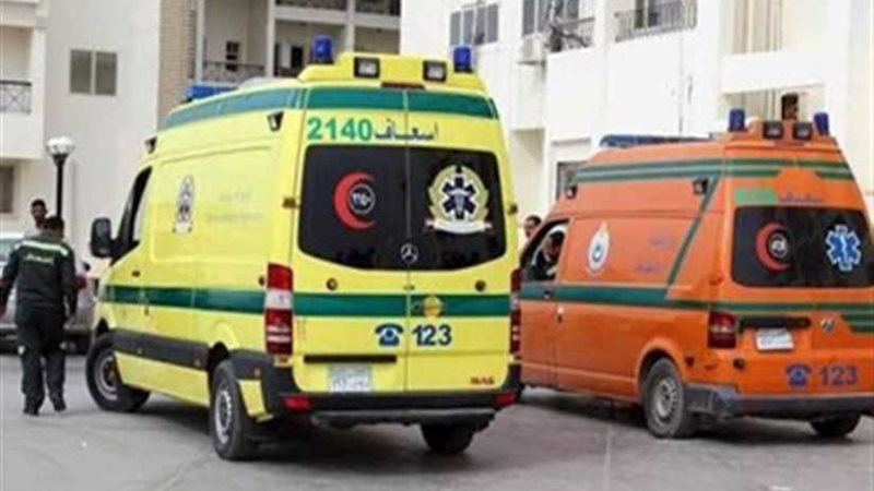 إصابة 4 أشخاص إثر