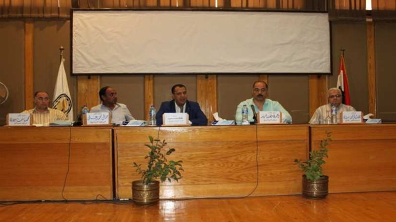 رئيس جامعة أسيوط