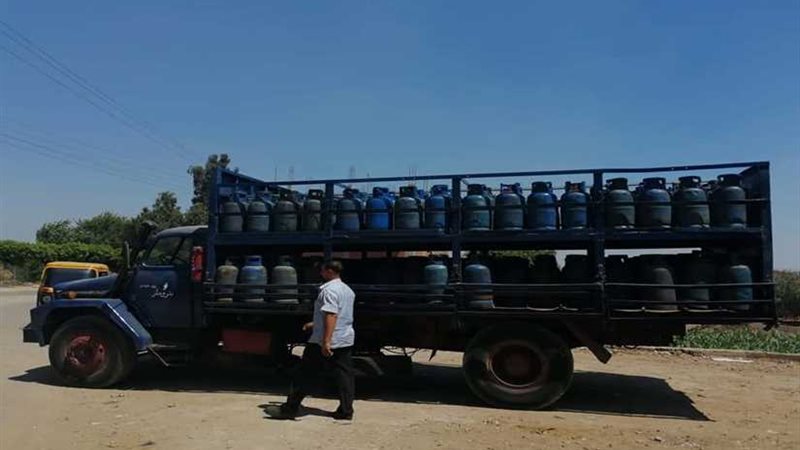 المسؤولون بالشوارع..