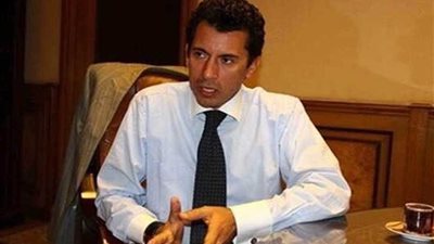 وزير الرياضة يبحث تشكيل لجنة ثلاثية لإدارة اتحاد الكرة