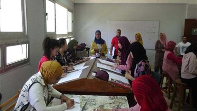 جامعة المنيا توفر ماكينات للدفع الإلكتروني بمقار لجان القدرات للتيسير على المتقدمين