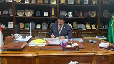 محافظ القليوبية يعتمد الخطة الاستثمارية
