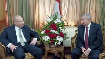 وزير العدل يهنئ رئيس هيئة النيابة الإدارية لتوليه منصبه الجديد