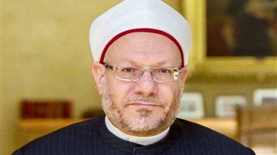 مفتي الديار المصرية يهنئ رئيس مجلس القضاء الأعلى بمنصبه الجديد