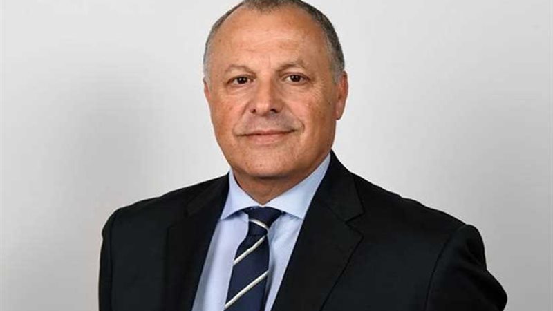 أبو ريدة ومجاهد يواصلان