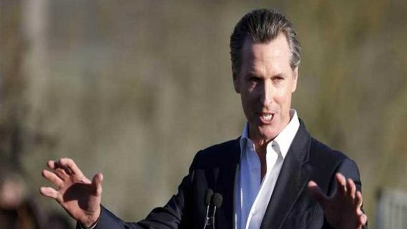 حاكم كاليفورنيا: