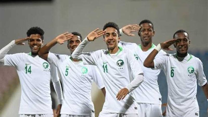 المنتخب السعودي يفوز