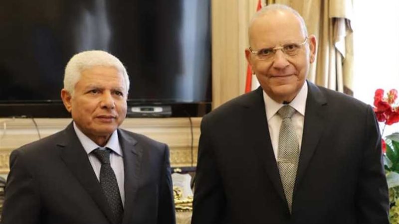 وزير العدل يهنئ رئيس
