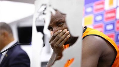 قاسية كرة القدم عندما تتوج بالأفضل ولا يتأهل منتخب بلادك