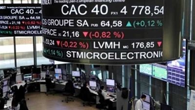 بورصة باريس تغلق على انخفاض