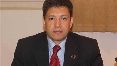 رئيس هيئة تعليم الكبار يقدم التهنئة لرئيس جامعة دمياط لجهوده في مجال محو الأمية