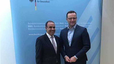 السفير المصري في برلين يبحث مع وزير الصحة الألماني التعاون في مجال الصحة