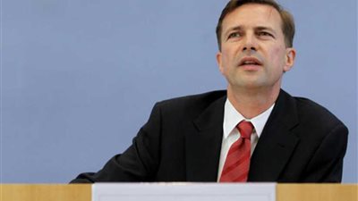 المتحدث باسم الحكومة الألمانية : ميركل 