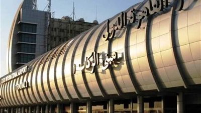 جمارك مطار القاهرة تحبط محاولة تهريب كمية من الأدوية