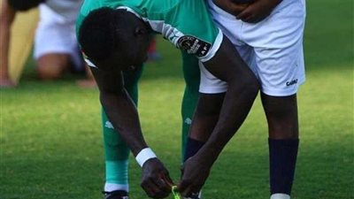 (صور) تواضع ساديو ماني وراء حب الجماهير المصرية له