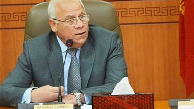 محافظ بورسعيد يوجه ببدء الإنتاج في مشروع 