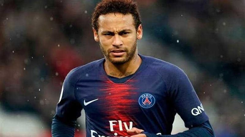 باريس سان جرمان يهدد