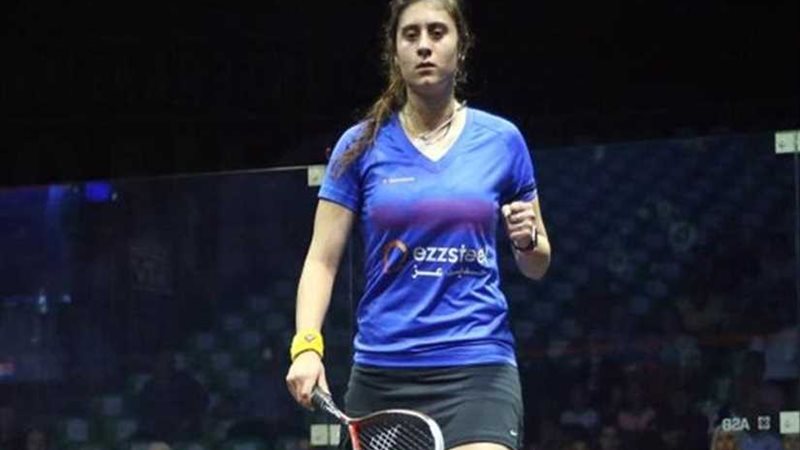 شاهد سخرية نجمه الاسكواش