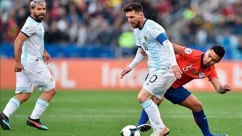 ميسي في ميزان المشردين