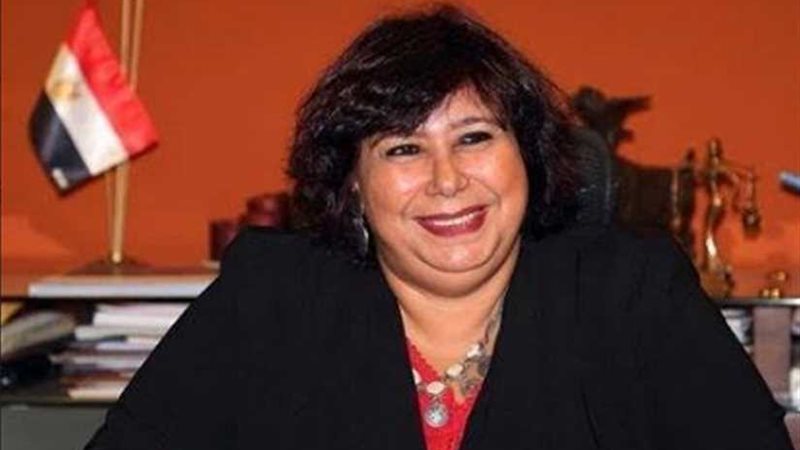 الثقافة تفتح باب