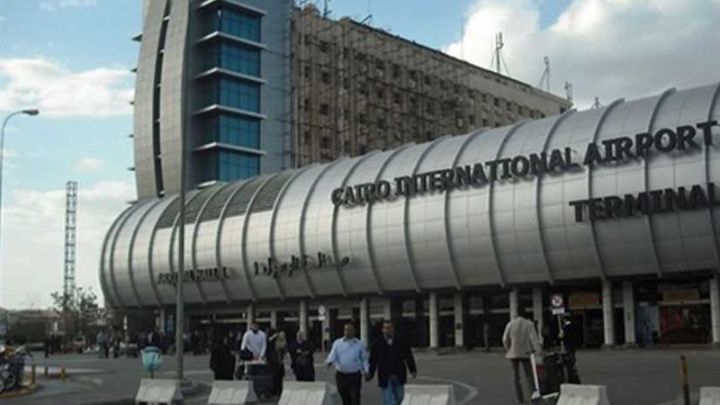 4 طائرات لمشجعين