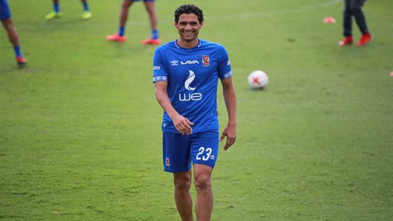 الأهلي يواصل معسكره