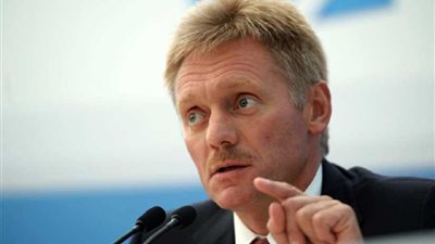 الكرملين: نتابع تطبيق قانون إهانة الدولة ورموزها في روسيا