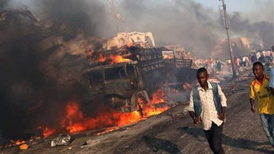 انفجار ضخم في فندق بالصومال أعقبه إطلاق نار وحركة الشباب تتبنى الهجوم