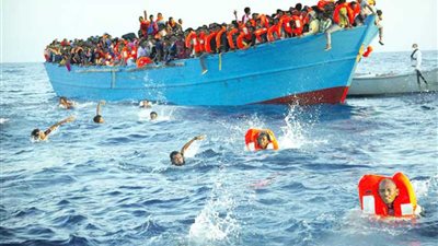 البحرية المغربية تنقذ 161 مهاجرا غير شرعي بالبحر المتوسط